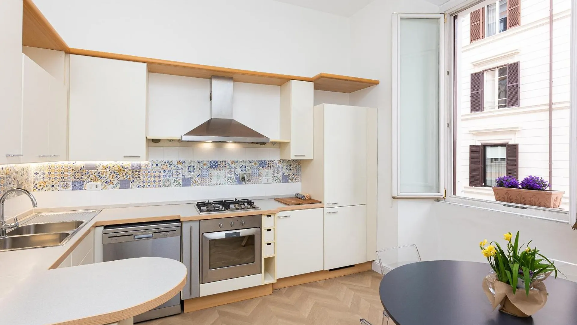 Mellini View By Rental In Рим Италия
